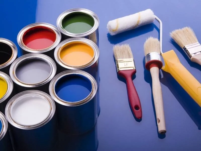 What are the important additives in coloring?
