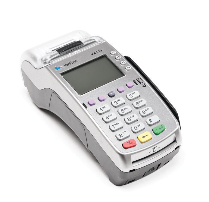 The antenna coverage of the SIM card of the card reader