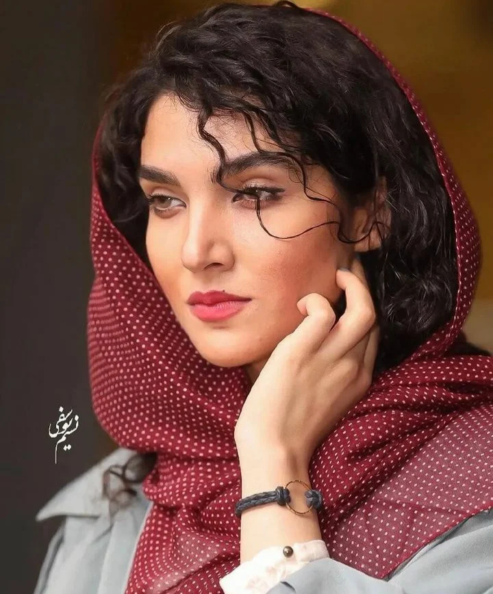 عمومی